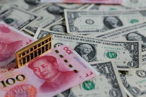 人民币兑美元汇率跌破7.2 贬值主要原因和最大风险在哪里 - BBC News 中文