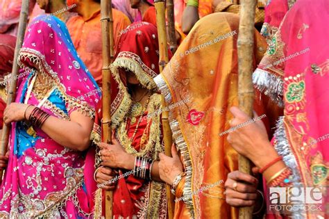 India, Uttar Pradesh, Holi festival, Colour and spring festival ...