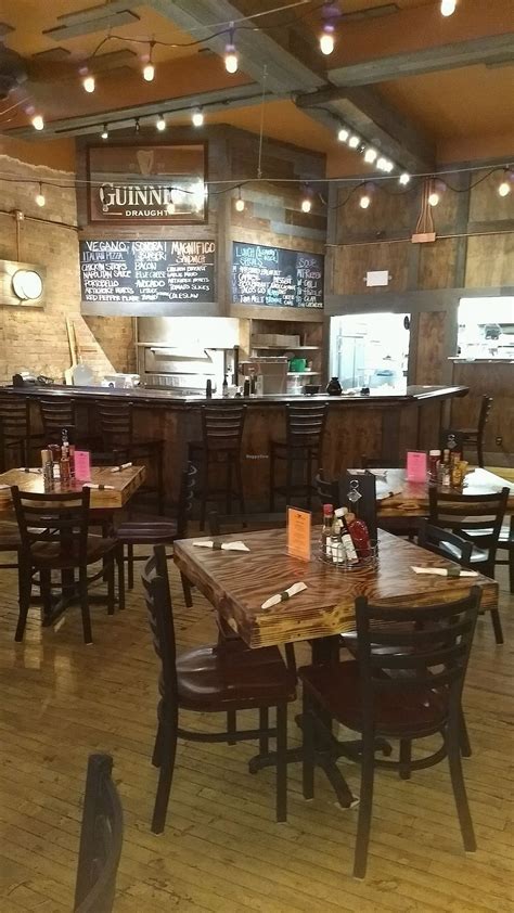 Harp and Hound - Ogden Utah Restaurant - HappyCow