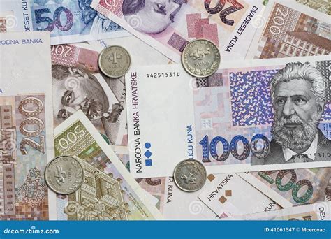 克罗地亚货币 库存图片. 图片 包括有 背包, 克罗地亚人, 银行, 详细资料, 在附近, 顶层, 降低 - 41061547