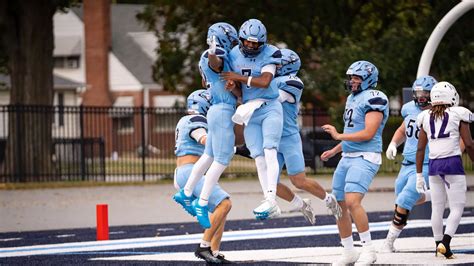 Elmhurst Drops Homecoming Matchup to Carthage - Elmhurst University ...