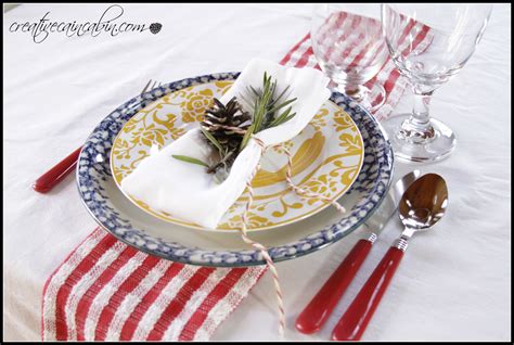 Christmas Place Setting Ideas wih Everyday Dishes - CREATIVE CAIN CABIN