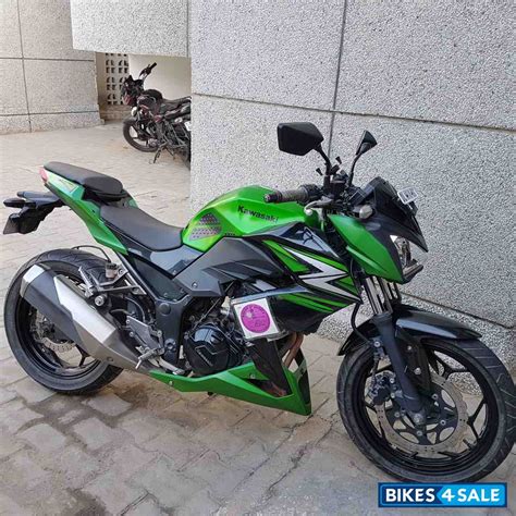 Used 2015 model Kawasaki Z250 for sale in New Delhi. ID 144672. Green ...