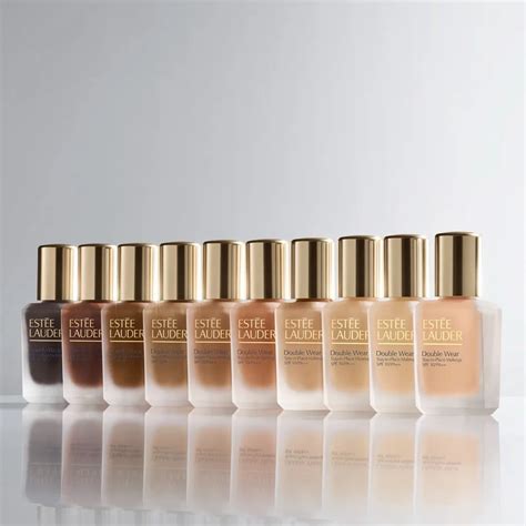 ELLE Exclusive: I Tried The New Estée Lauder Double Wear Foundation ...