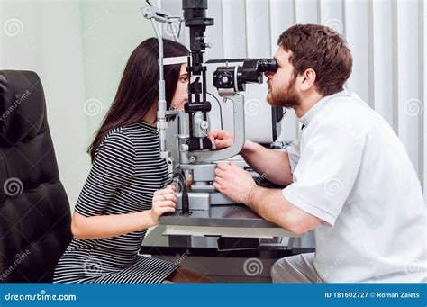 Slit Lamp Examination. Biomicroscopy of the Anterior Eye Segment Stock Image - Image of glaukoma ...