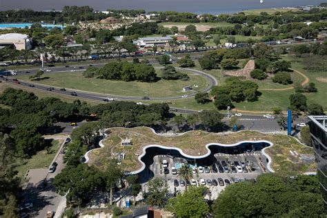 Estación De Servicio Echeverría Y Paseo Peatonal · Projects · RDR Architectes - lausanne