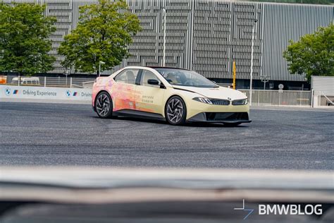 BMW VDX in Shanghai: 18,000 Nm Torque and a 55-Degree Ramp Stunt