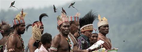 Raja Local People 的图像结果