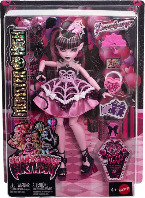 Muñecas Monster High Draculaura Monster High 2022 Day Out MTHKY71