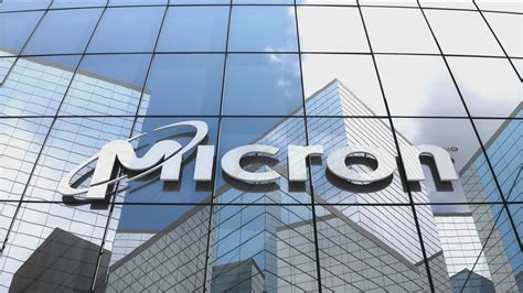 Micron forecasts surging revenue as computer memory demand for AI ...
