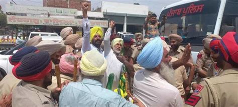 Farm group BKU (Ekta Ugrahan) activists detained by Punjab Police ...