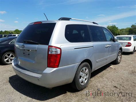 Report KNDMG4C38A6324287 KIA SEDONA 2010 SILVER GAS - price and damage history