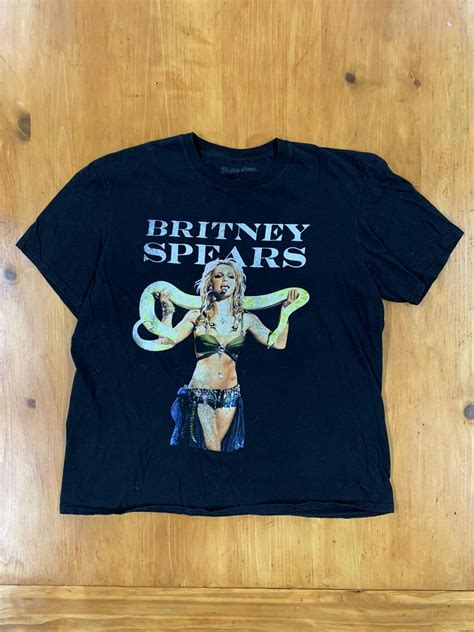Vintage Vintage Britney Spears Snake Tee | Grailed