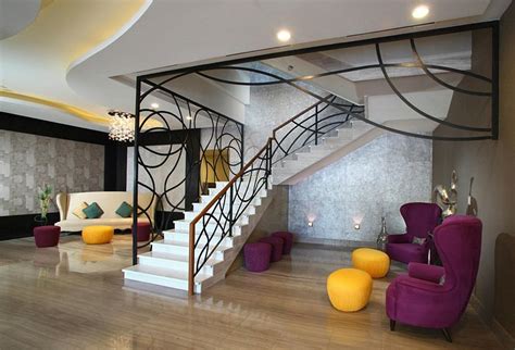The Exchange Regency Residence Hotel Mini Golf: Pictures & Reviews ...