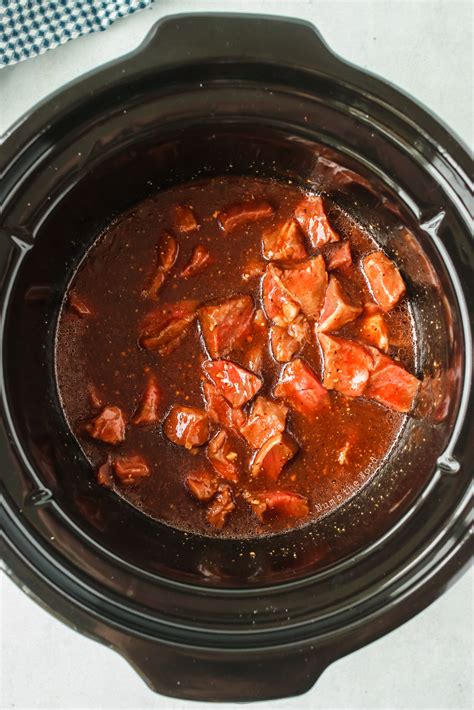 Crock Pot Beef Tips - Num's the Word