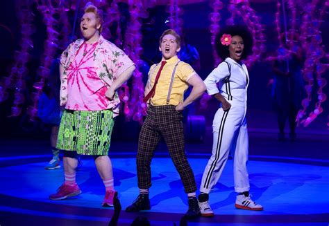 NickALive!: Nickelodeon UK to Premiere 'The SpongeBob Musical: Live On ...