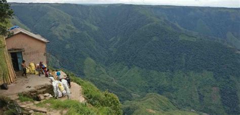 Laitlum Canyon in Meghalaya: A Stunning Beauty in 2025