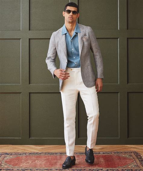 Italian Madison Sport Coat in Grey Herringbone - 42L / Light Grey ...