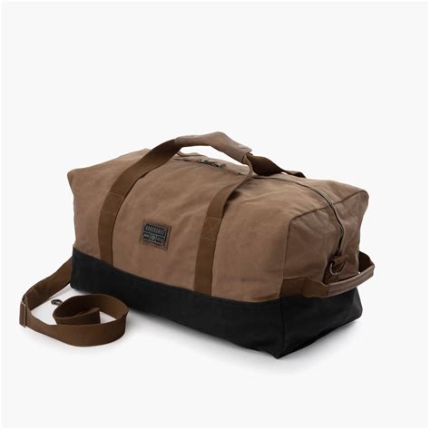 Neelum Waxed Canvas Duffel Bag | Geartide
