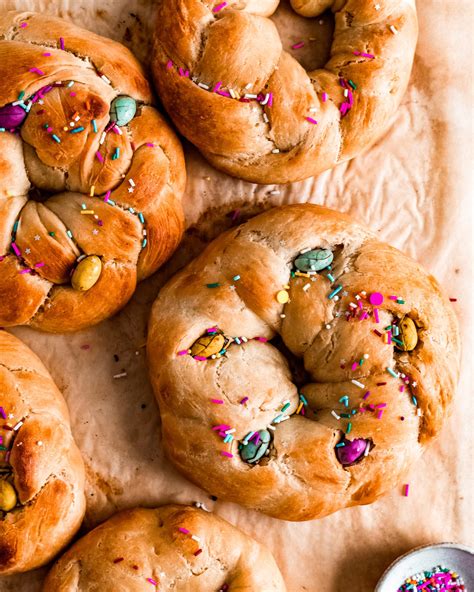My favorite Pane di Pasqua (Italian Easter Bread) | The Banana Diaries