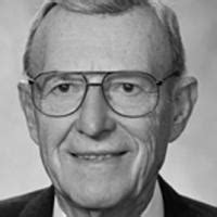 Edward Tubbs | Obituaries | qctimes.com