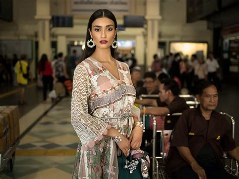 Erum Khan Embroidered Chiffon Collection – Eruptive Franzia – YourLibaas