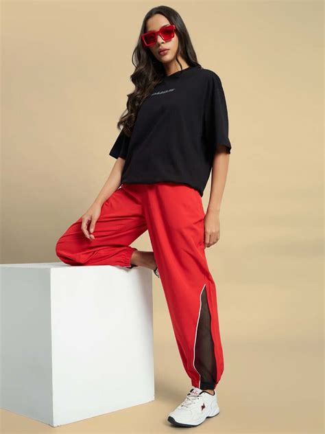 WOMEN PLEXUS COTTON TERRY JOGGERS RED | Buy Online at Wearduds India