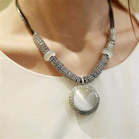 Royal Frost – Antique Silver Choker Necklace with White Stone Pendant ...