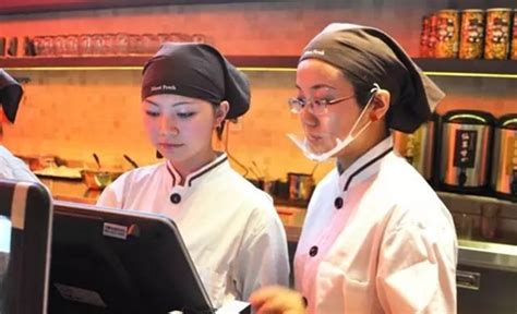 餐厅学会这五个方法，轻松解决顾客投诉-餐饮管理知识-餐谋军师