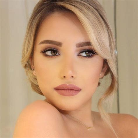bridal makeup for hazel eyes