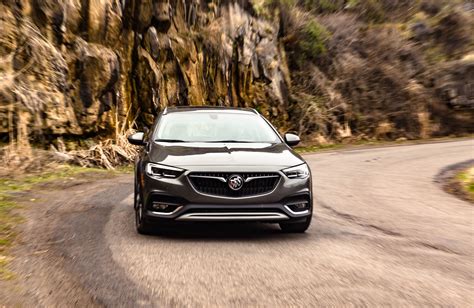 2018 Buick Regal Wagon TourX Pictures | GM Authority