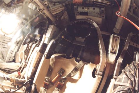 Apollo 13 Command Module 的图像结果