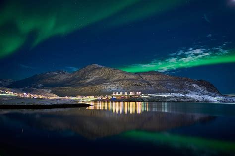 Experience the Northern Lights in Greenland | Guide to Greenland