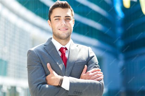 Businessman Portrait 的图像结果