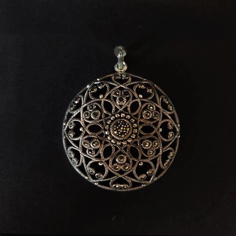 Intricate Silver Pendant | Silver Pendant by Motifs India – Silver ...