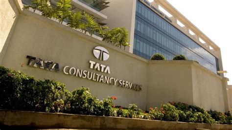 TCS, Infosys offer 80% jobs to MP residents at Indore SEZs