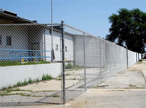 Chain-Link Fence Installation in Lakeland, FL | Legendary Fence Company
