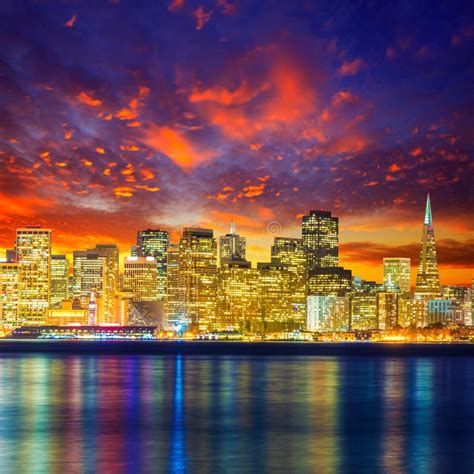 San Francisco Sunset Skyline California Bay Water Reflection Stock ...