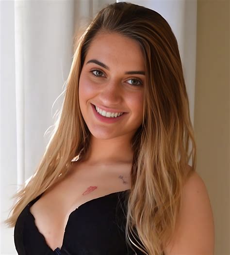 Sera Ryder (Actress) Age, Wiki, Bio, Photos, Videos, Net Worth and More