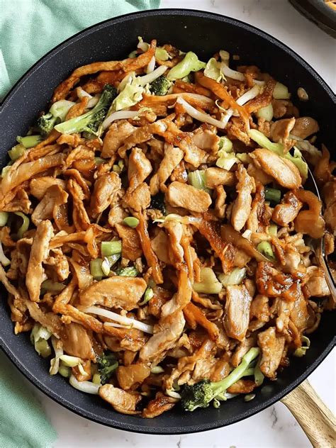 Ultimate Moo Shu Chicken - A Deliciously Quick Stir-Fry