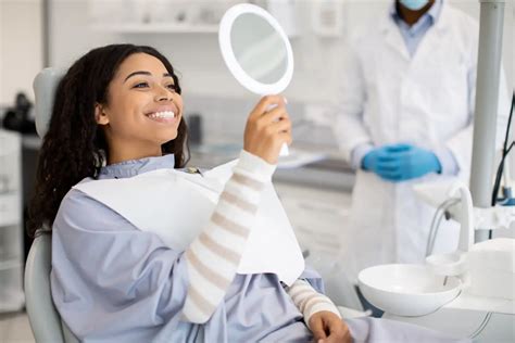 How to Avoid Teeth Stains: 3 Things to Skip