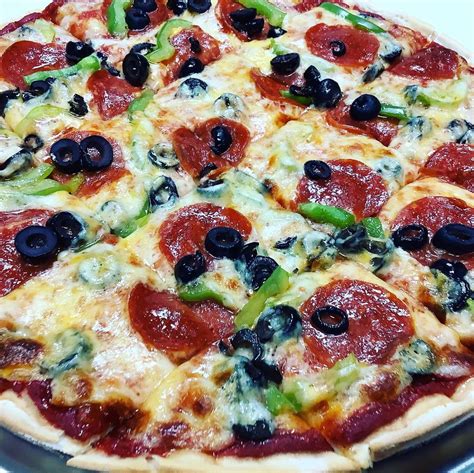 Gallery | West End Pizza