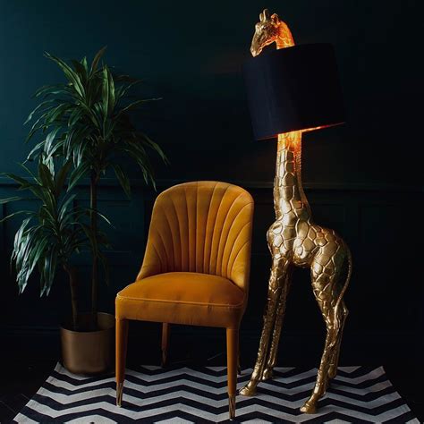 Gigi the Giant Giraffe Floor Lamp