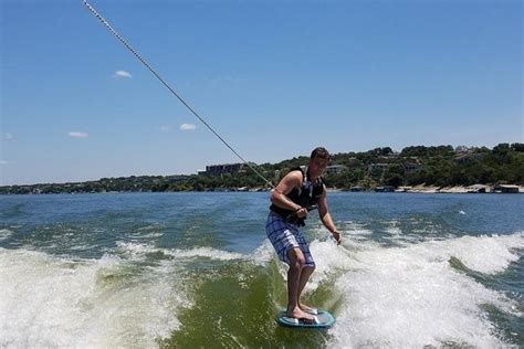 2025 Beginner WakeSurfing/Wakeboarding Lesson (Austin) - with Reviews