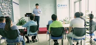 成人初中文凭怎么升大专-满足这三点-放心报 - 教育培训消费 - 得意生活-武汉生活消费社区