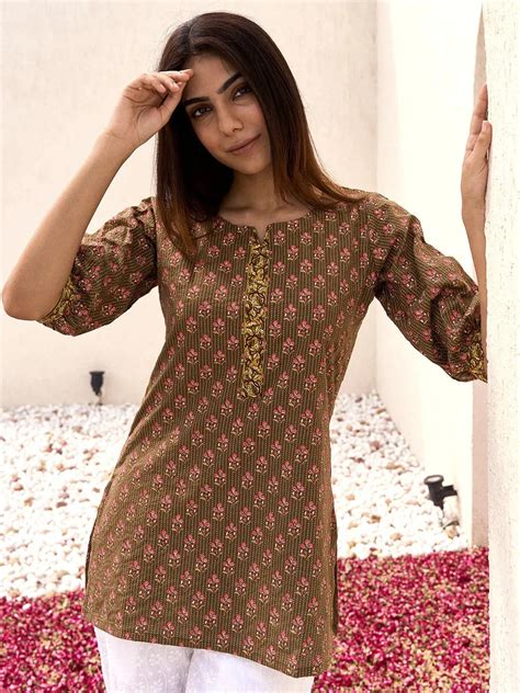 Buy Short Kurtis for Women Online in India | Libas