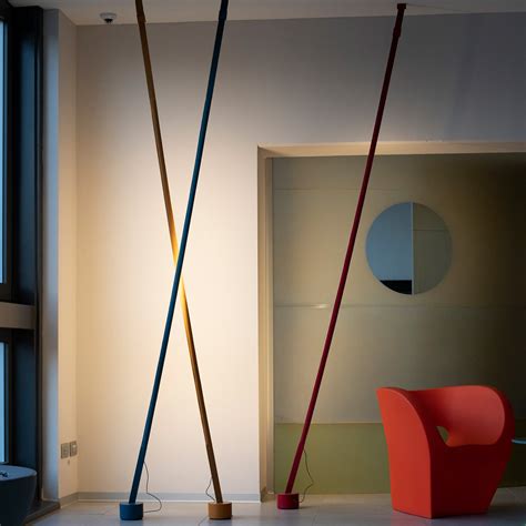 Elastica Floor Lamp – Radilum