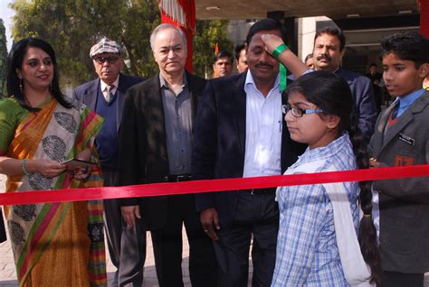 Photo Gallery - Vinod Gupta Charitable Foundation