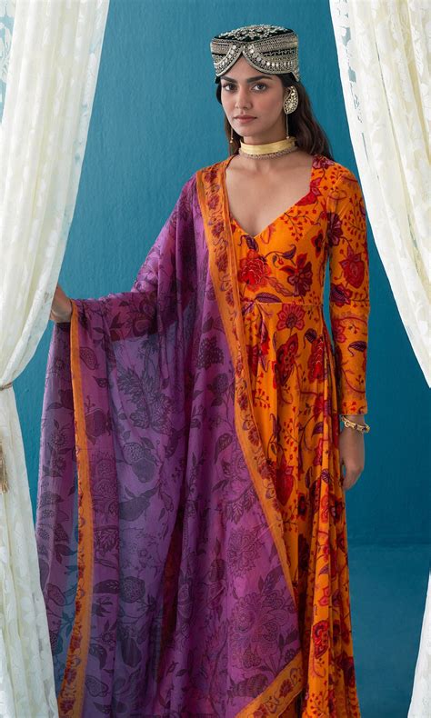 Khizaan Chintz Mustard Silk Dupatta Only – Ridhiiee Suuri