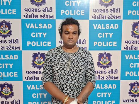 Transgender man who created ruckus at Valsad police station apologizes